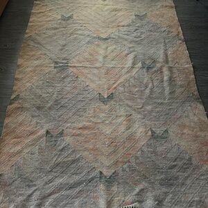 West Elm Kilim 100% Wool Rug 5 FT x 7.5 FT